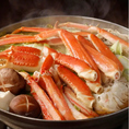 【季節限定かに鍋】冬季限定のかに鍋は、旨味たっぷりの出汁が絶品。〆の雑炊まで楽しめる贅沢メニューで、寒い季節の宴会や女子会にも大人気です。