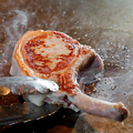 料理メニュー写真&nbsp;【厳選・国産豚】トマホークステーキ　約350g～