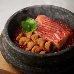 炙り金目鯛　漬けイクラ　生雲丹　石釜炊き込み飯