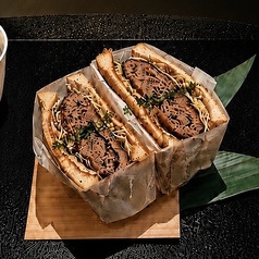 メンチカツサンド
