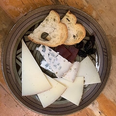 スペインチーズ3種盛り合わせ