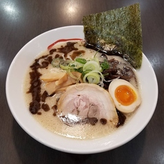 黒とんこつラーメン