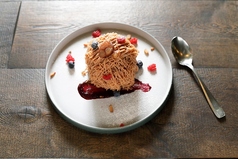 栗とカシスのモンブラン