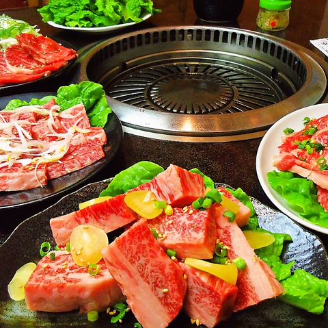 栃木県産和牛を中心に厳選した良質の肉を提供する老舗焼肉店。希少部位の種類が豊富！