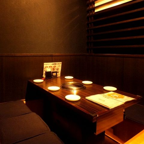 ē ؍ KollaBo R{ LiVeBX