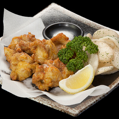 《当店定番人気》ジューシー手作り鶏唐揚げ