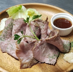 絶品のアラカルトメニューも充実しております。