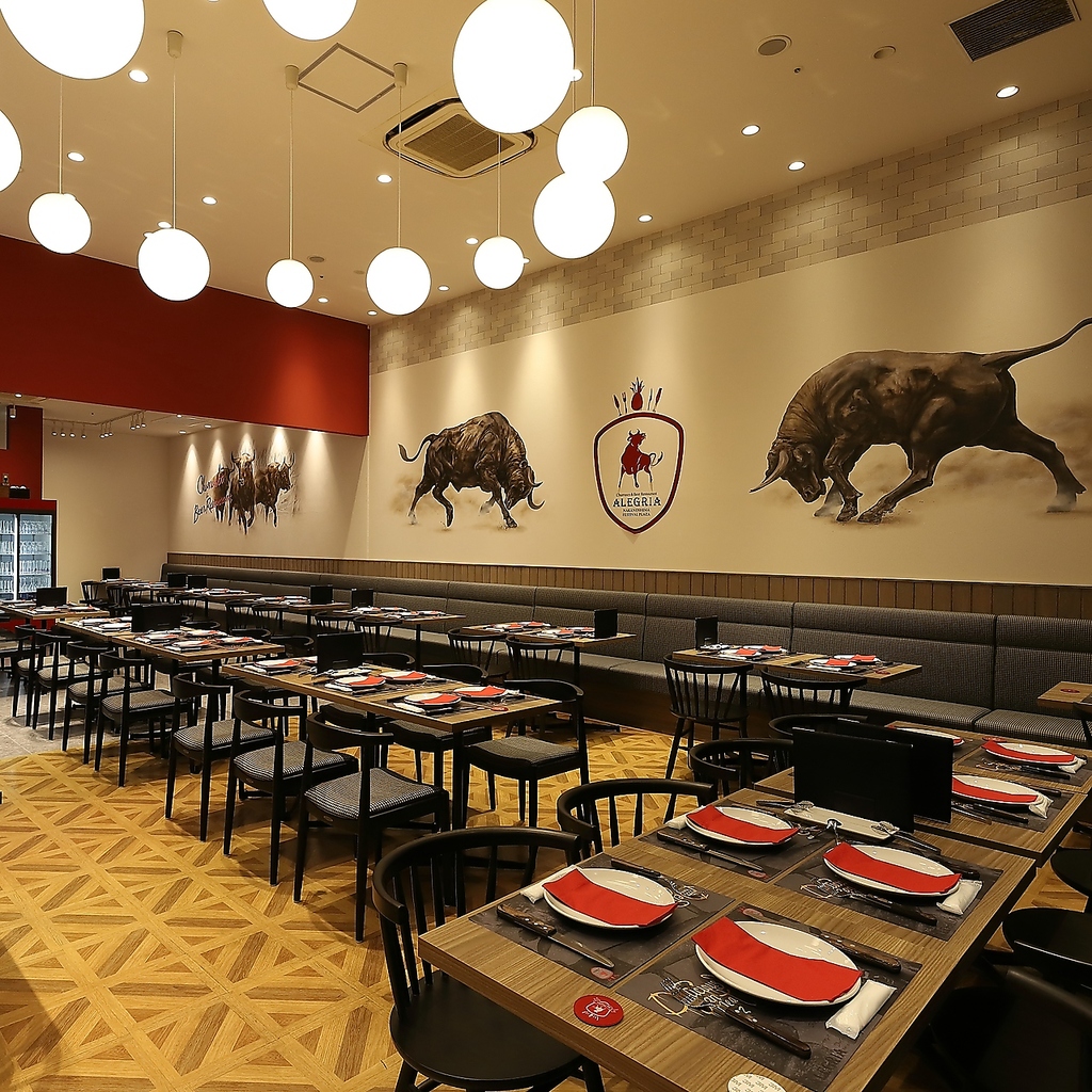 大小宴会、歓送迎会にご利用いただける広々空間