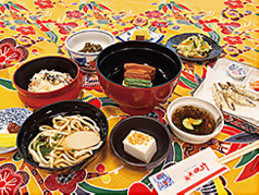 琉球料理と琉球舞踊 四つ竹 久米店のおすすめランチ2