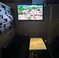 海外ゲストも安心！国際色豊かなカラオケバー