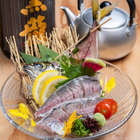 【烏丸駅徒歩3分】4名様～OKの個室有。烏丸最大級の海鮮と日本酒。おでんもあります♪