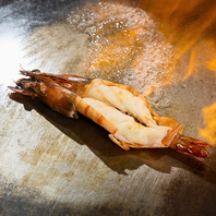 看板メニュー多数！カジュアルに楽しめる鉄板焼きをぜひ