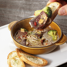 コリコリ牛タンアヒージョ