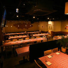 貸切は着席時最大92名、立食時最大120名まで対応可能です！