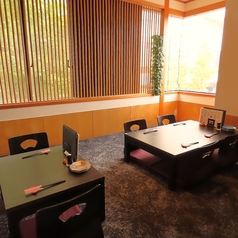 結婚式の二次会や会社の大規模なご宴会、同窓会など、大人数での集まりには貸切がおすすめです！最大27名様までご利用いただけますので、人数やご予算、お料理内容など、お客様のご要望に合わせた柔軟な対応が可能です◎大切な日の思い出に残る宴会を、ぜひ当店でお開きください！