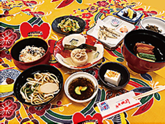 琉球料理と琉球舞踊 四つ竹 久米店のおすすめランチ3