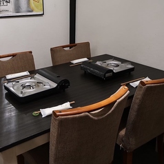 ４名様テーブル席