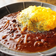 ふわとろ卵のオムハヤシ（サラダバー付き）