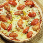 厳選された串物のほか、ジャンルにとらわれない、独創的なオリジナル料理を多数ご用意しております！