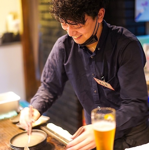 当店大人気の新感覚「トマトお好み焼き」が自慢！他にも創作鉄板料理を豊富にご提供♪