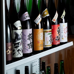 宮城の地酒から全国の日本酒までセルフで利き酒
