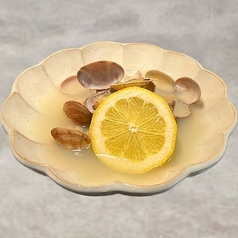 浅利と季節野菜の麦酒蒸し