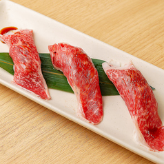 黒毛和牛肉寿司(3貫)