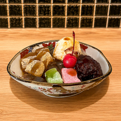クリームあんみつ