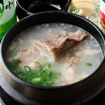 Korean Kitchen YON コリアンキッチンヨンのおすすめ料理1