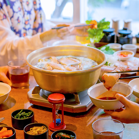 中崎町高架下の本格韓国鍋『タッカンマリ』！夏の冷麺ランチやタッコギ鉄板鍋も☆