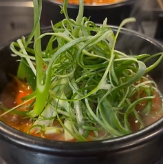 素材から仕込む自家製スープや豆腐の奥深い旨み♪