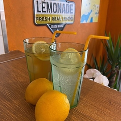 Homemade Lemonade 自家製レモネード