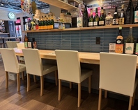 お一人様からグループまで◎多彩なお席をご用意