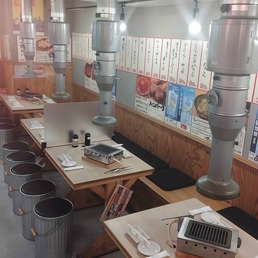 煙力 本八幡駅前店の雰囲気1