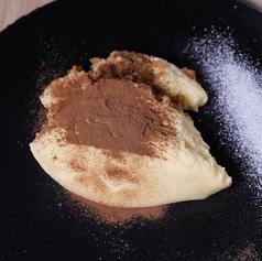 店主の特製ティラミス