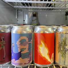 ここでしか飲めないベルギービールも多数の写真