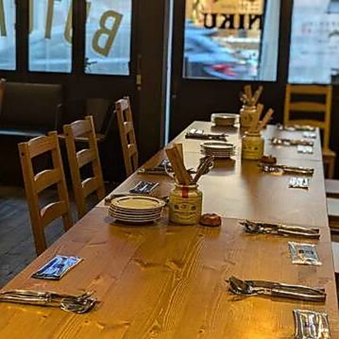 Steak House GARAGE �X�e�[�L�n�E�X �K���[�W �L���{�X