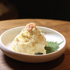 蟹とマスカルポーネの大人のポテサラ