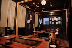 3部屋まで結合可。18名様まで1部屋でのご案内可。喫煙可