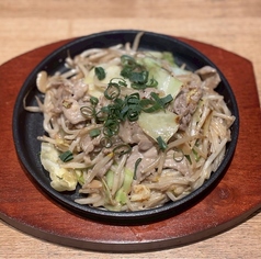 豚ともやしのこく旨オイマヨ炒め