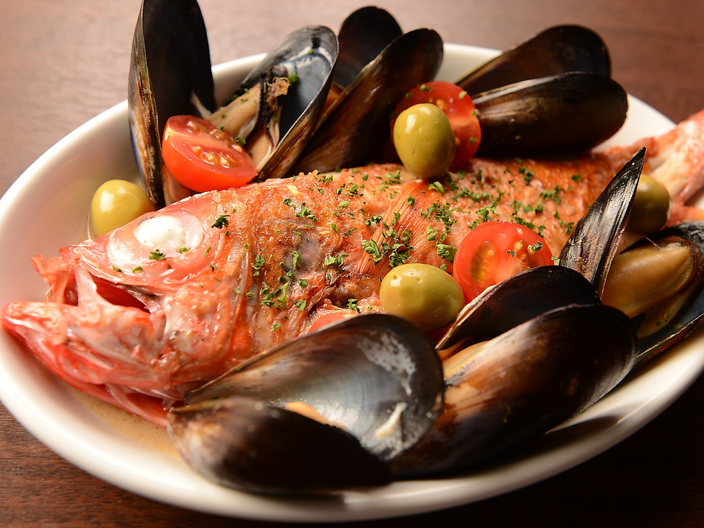 旬の魚を使った料理が豊富””魚食男女””に大人気♪