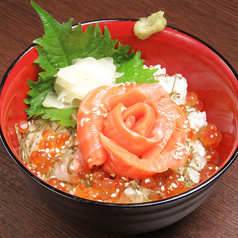 サーモンいくら丼