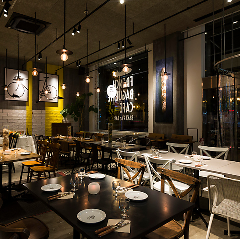 BAKERY&BAR FRENCH BAGUETTE CAFE x[J[&o t` oQbg JtF