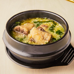 店長おすすめの超濃厚な牛テールスープ!!焼肉との相性は抜群です♪是非お試しください!!