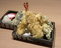 鮮魚と季節の野菜で仕上げる天ぷらもおすすめ！