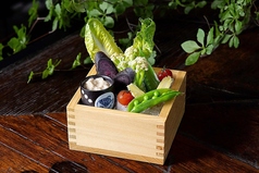 彩り野菜の冷たいバーニャ味噌カウダ