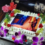 記念日やサプライズに大人気のプリントケーキ♪少人数からのご予約◎