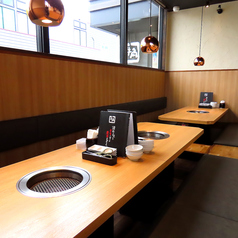 広々使えるお席もございますので、グループでのお食事にも◎