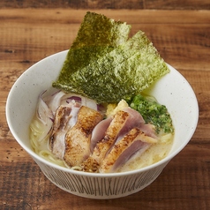 淡麗鶏出汁白湯ラーメン
