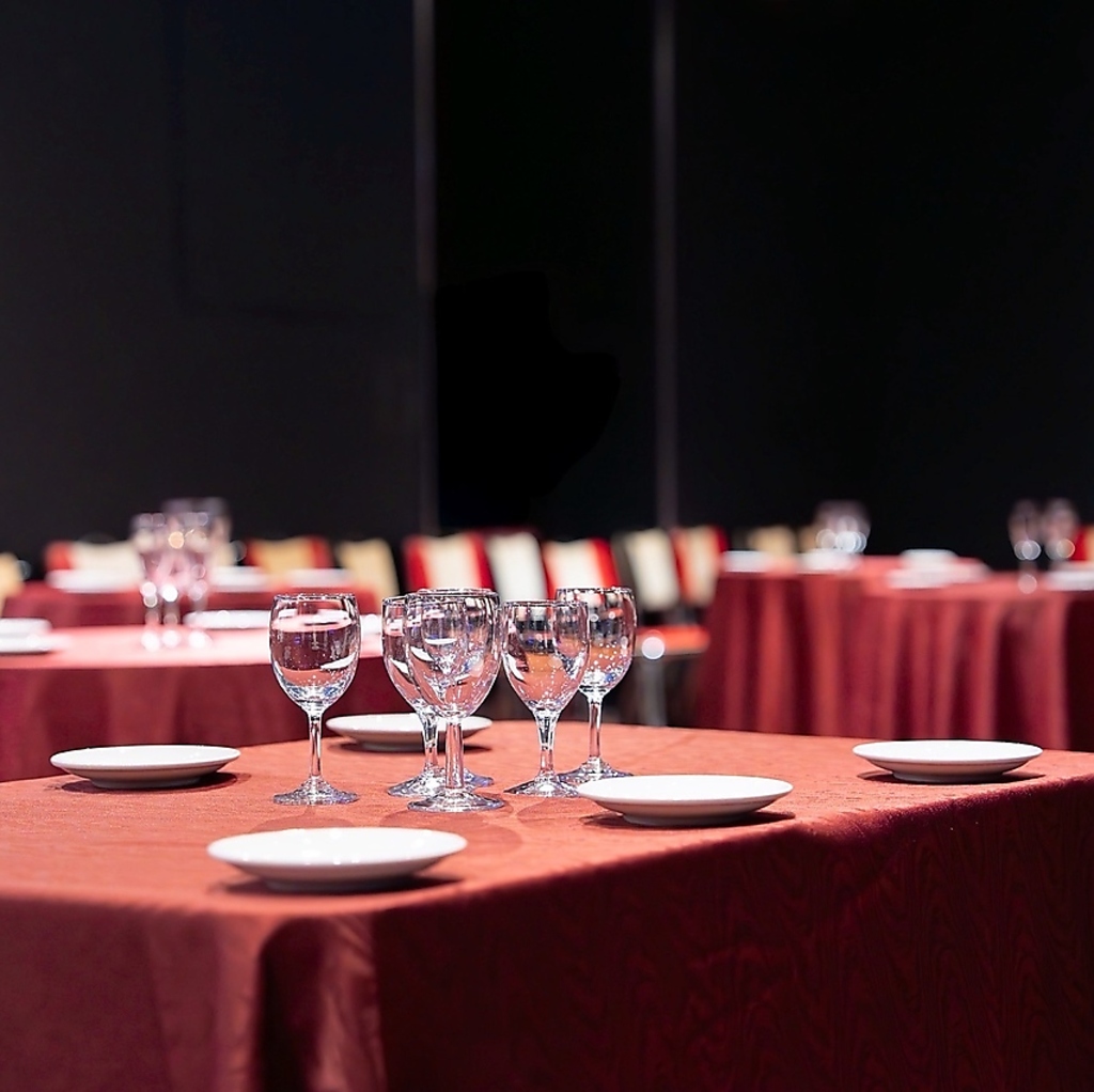 ウェディングで☆30名～貸切可！大型ＴＶ/プロジェクター＆スクリーン/マイク/音響設備が無料♪